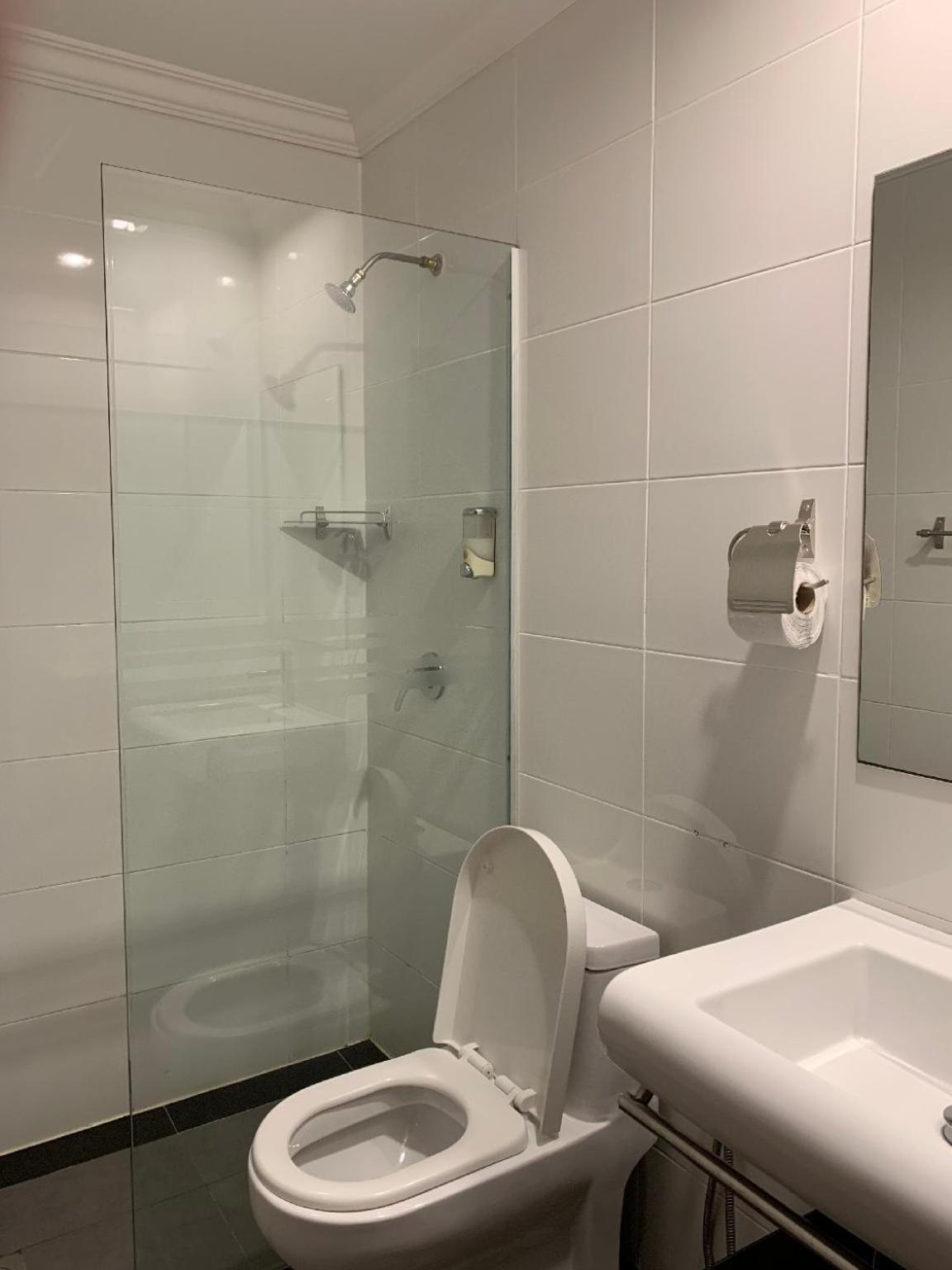 The Room Hotel Miri Phòng bức ảnh
